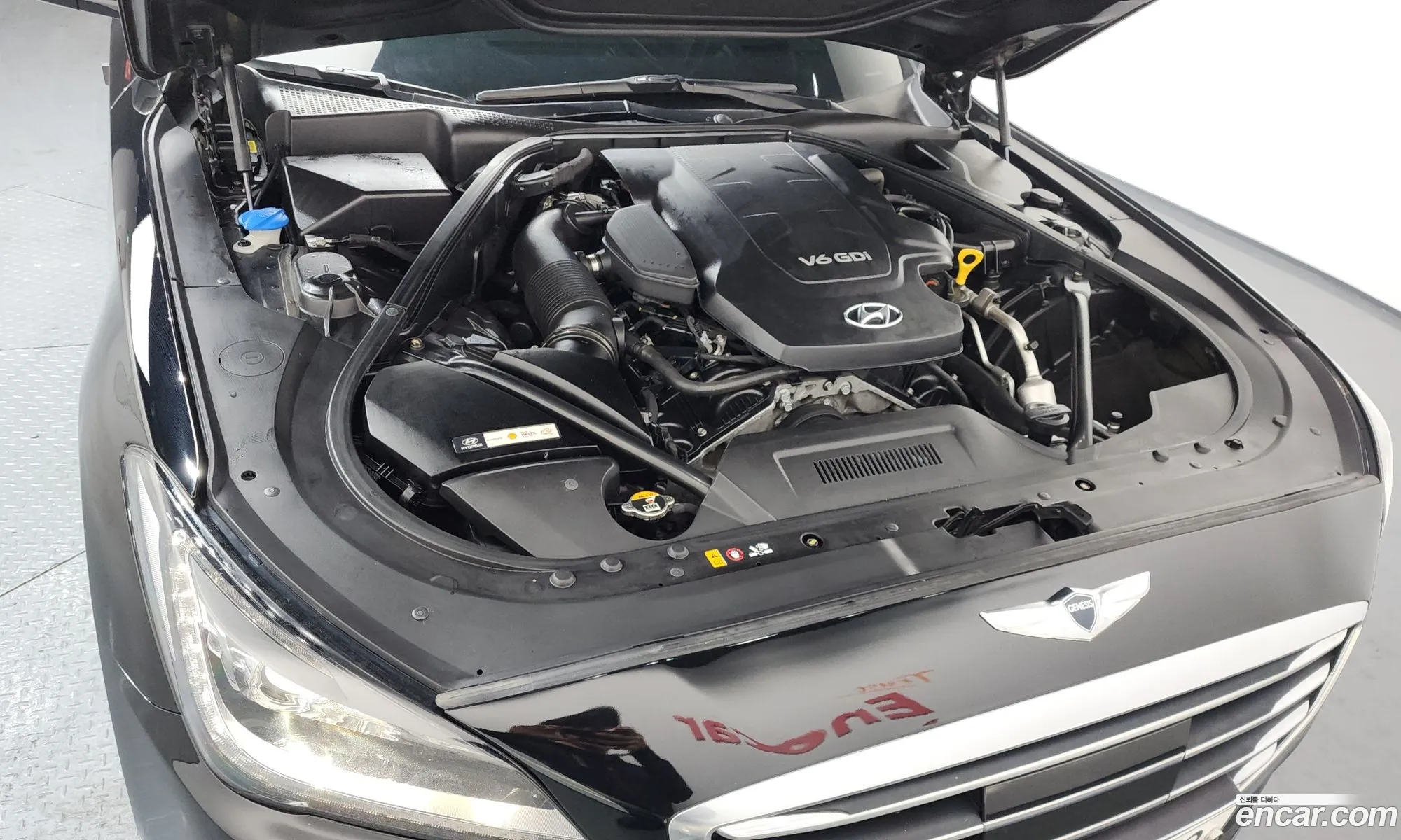 Hyundai Genesis DH 2015 — 18