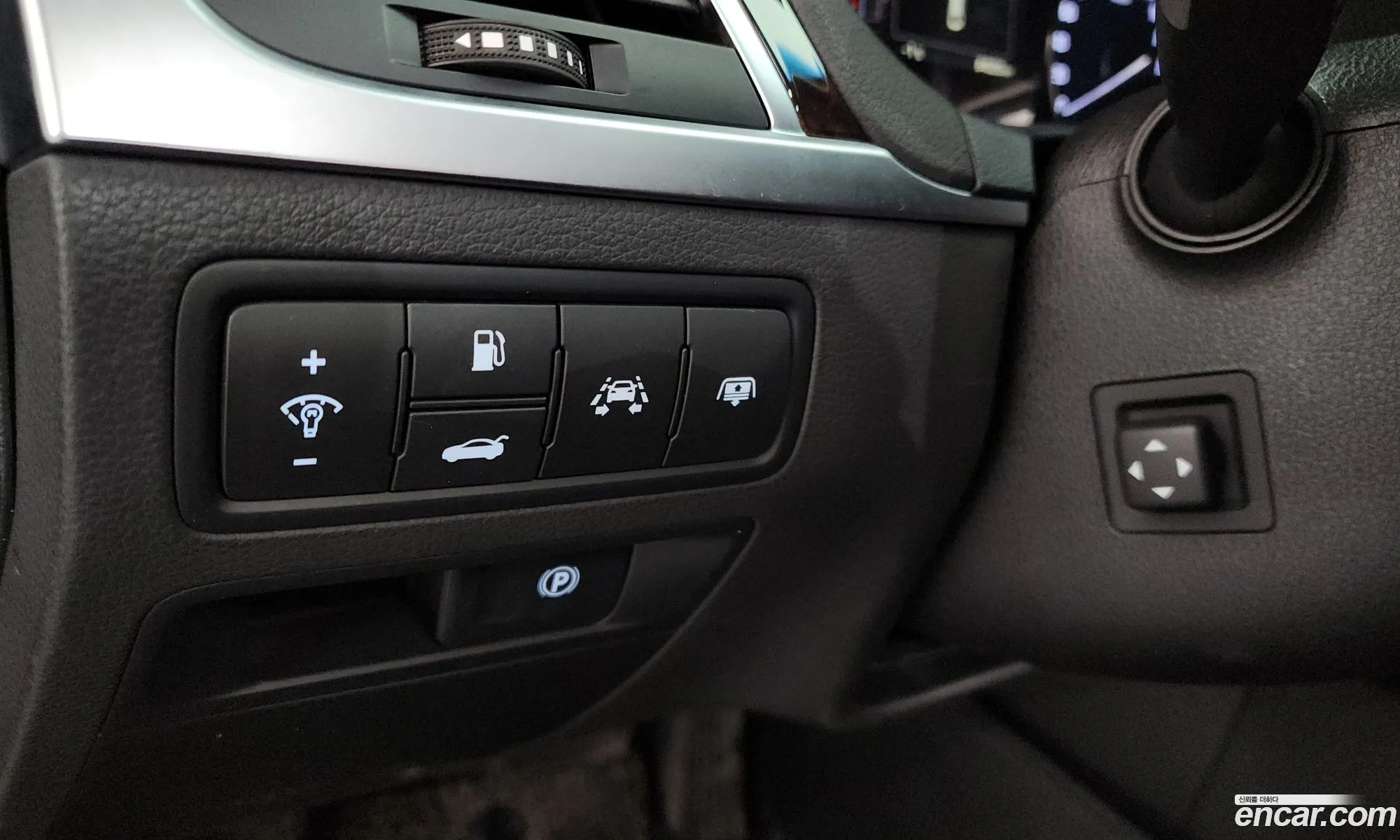 Hyundai Genesis DH 2015 — 14
