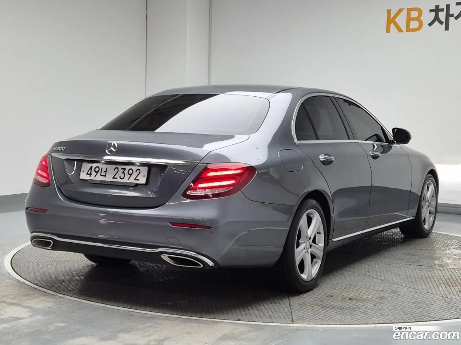 Mercedes-Benz E-Class W213 2017 — 7