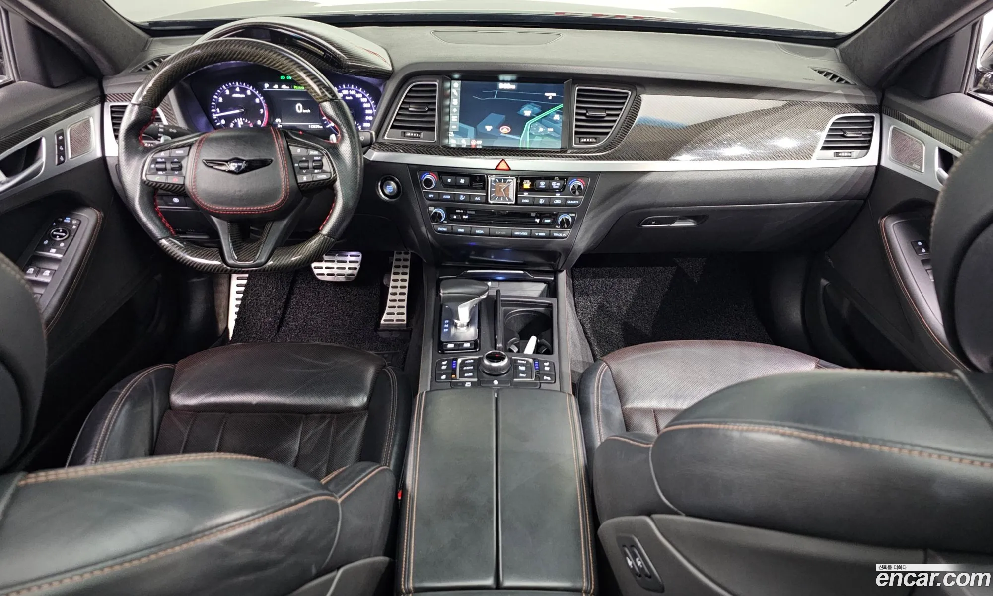 Genesis G80 2017 — 17