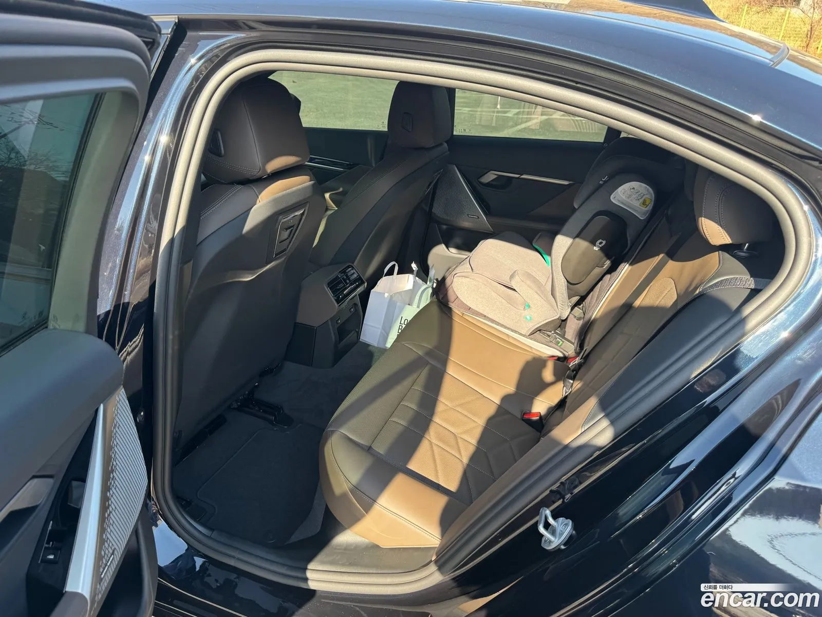 BMW 5 Series 2025 — 11
