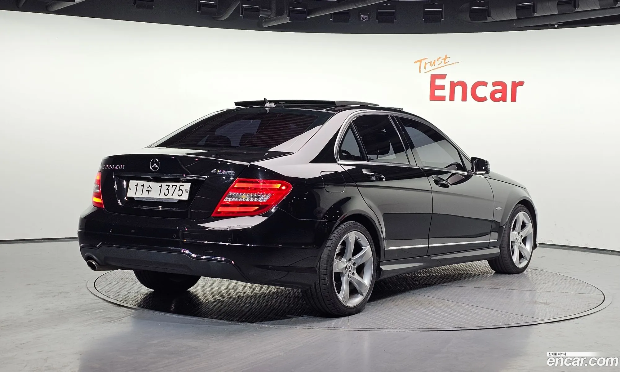 Mercedes-Benz C-Class W204 2014 WDDGF8EB6EA928330 — 14