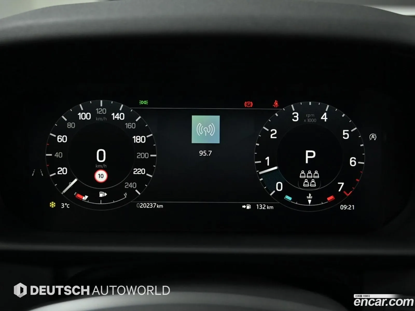 Land Rover Discovery 5 2024 — 6