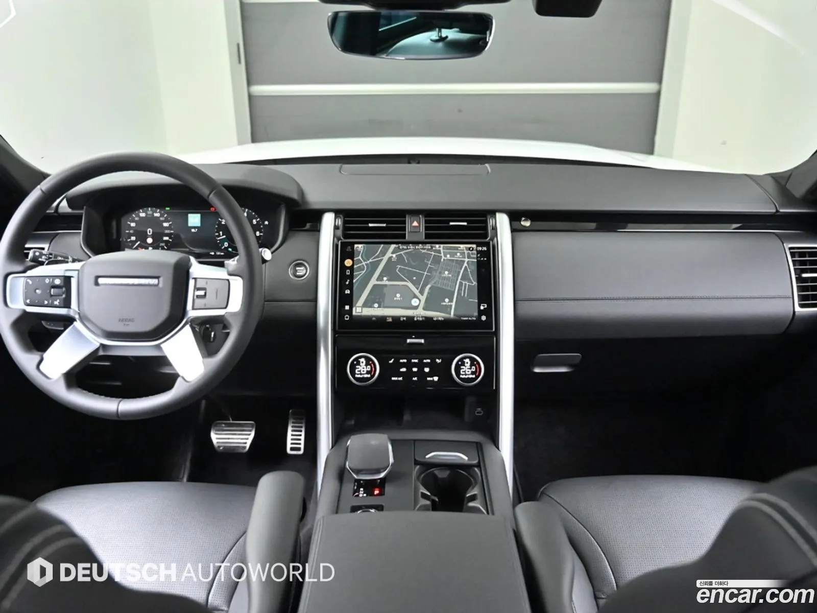 Land Rover Discovery 5 2024 — 18