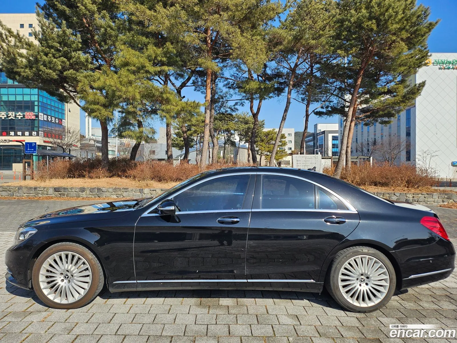 Mercedes-Benz S-Class W222 2014 — 16