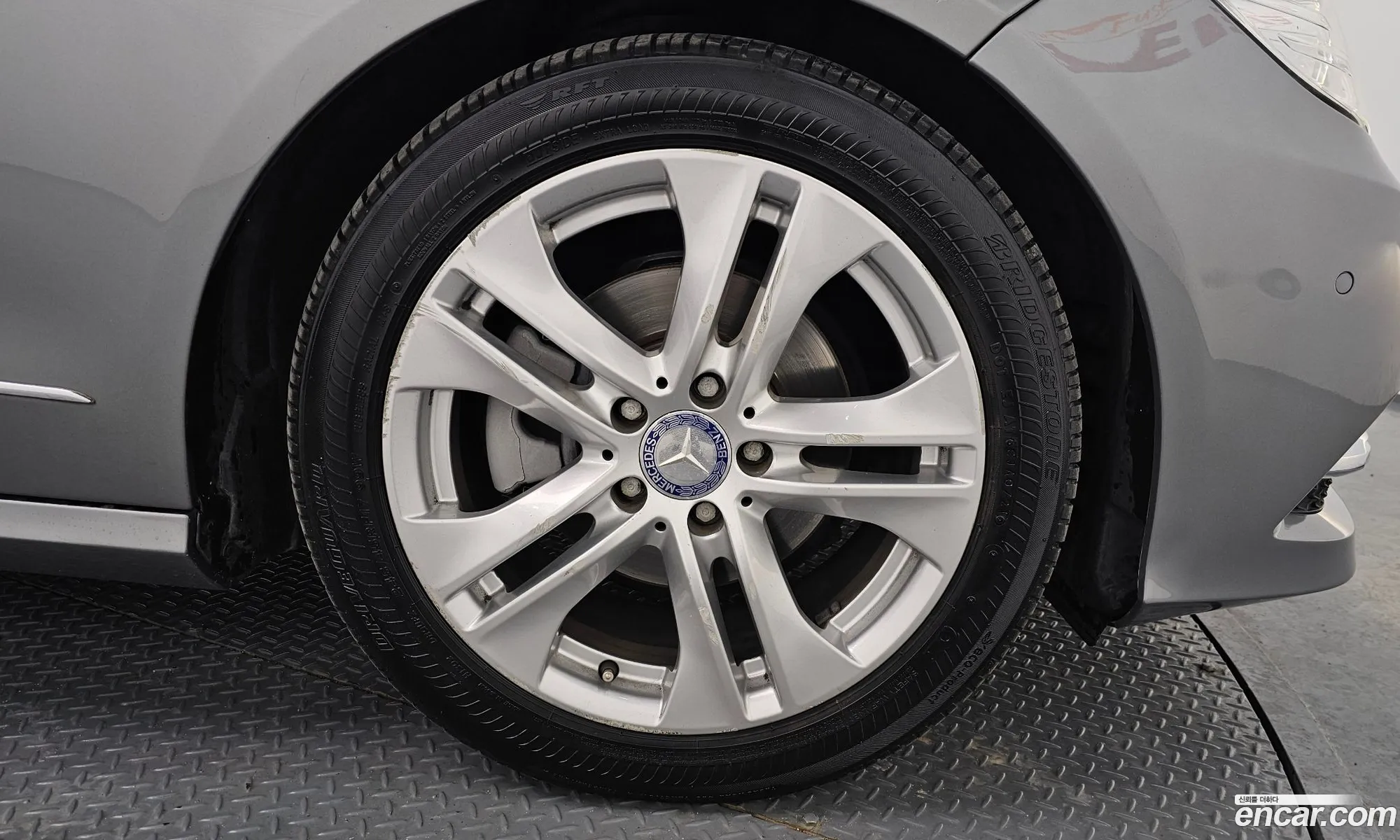 Mercedes-Benz E-Class W212 2012 WDDHF0CB7DA714812 — 7