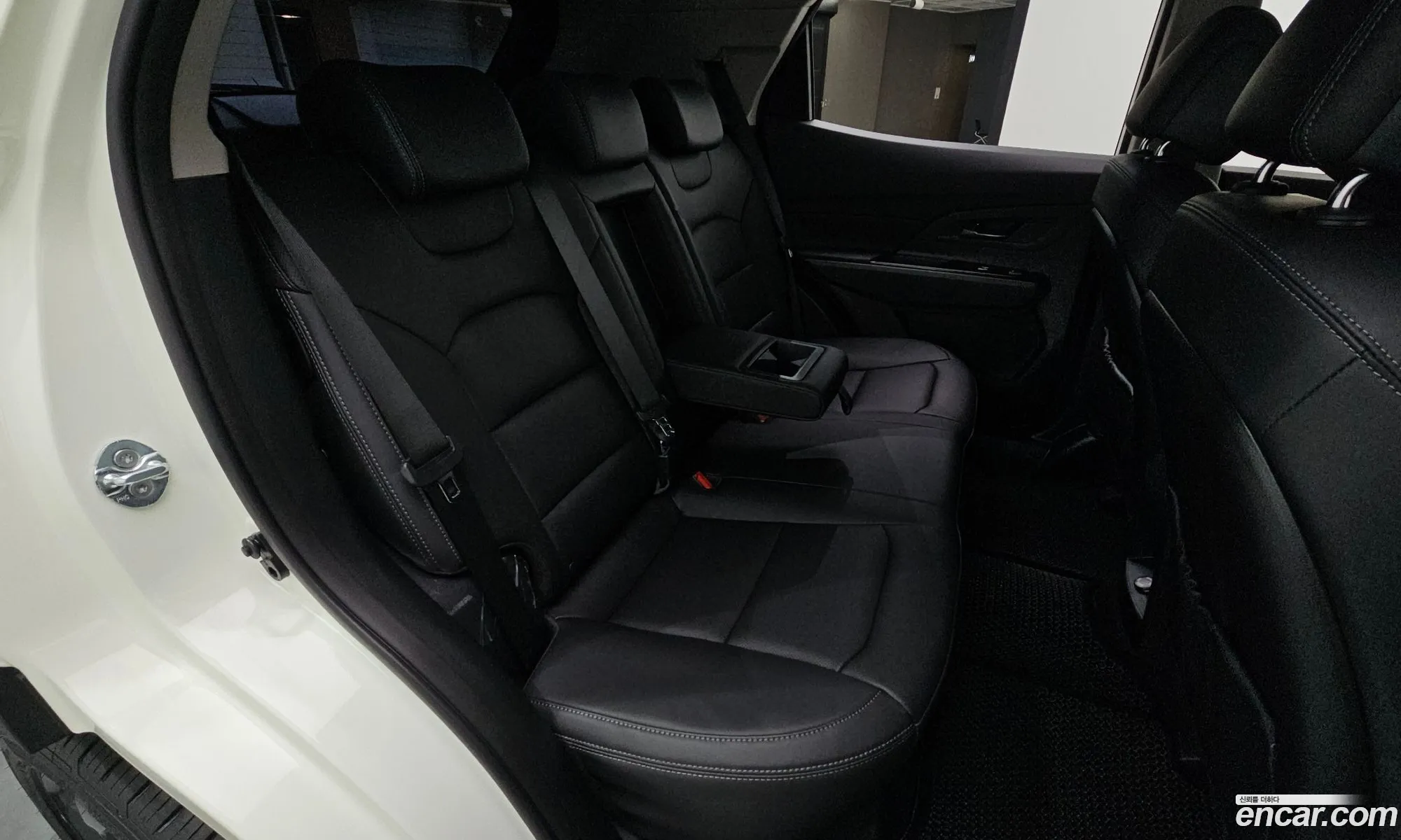 KG Mobility (SsangYong) Beautiful Korando 2025 — 9