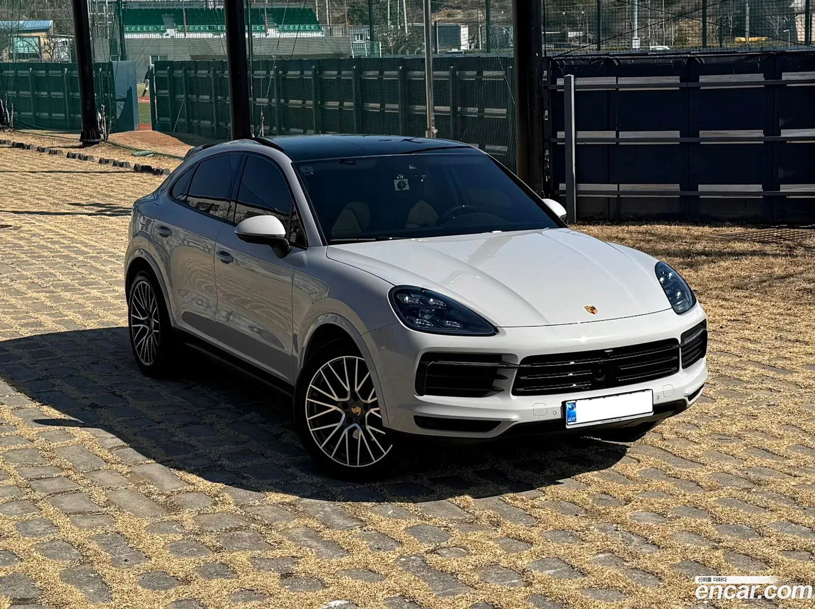 Porsche Cayenne 2022 — 4