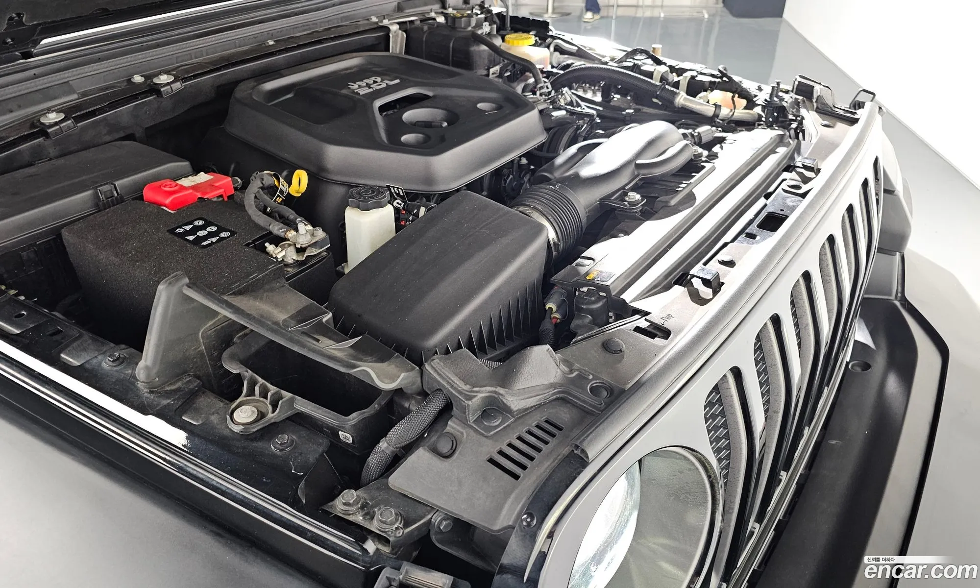 Jeep Wrangler 2022 — 13