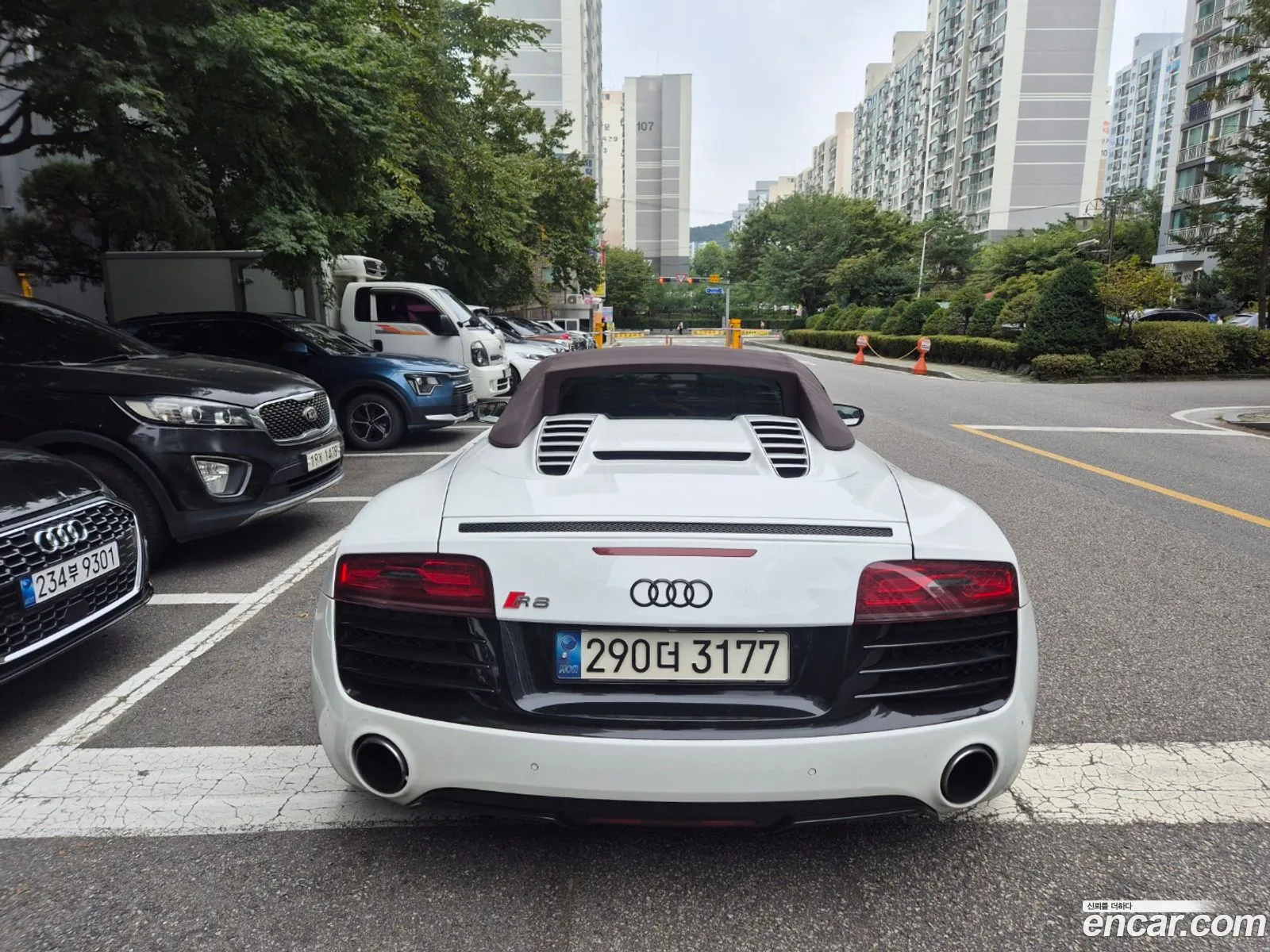 Audi R8 2013 — 8