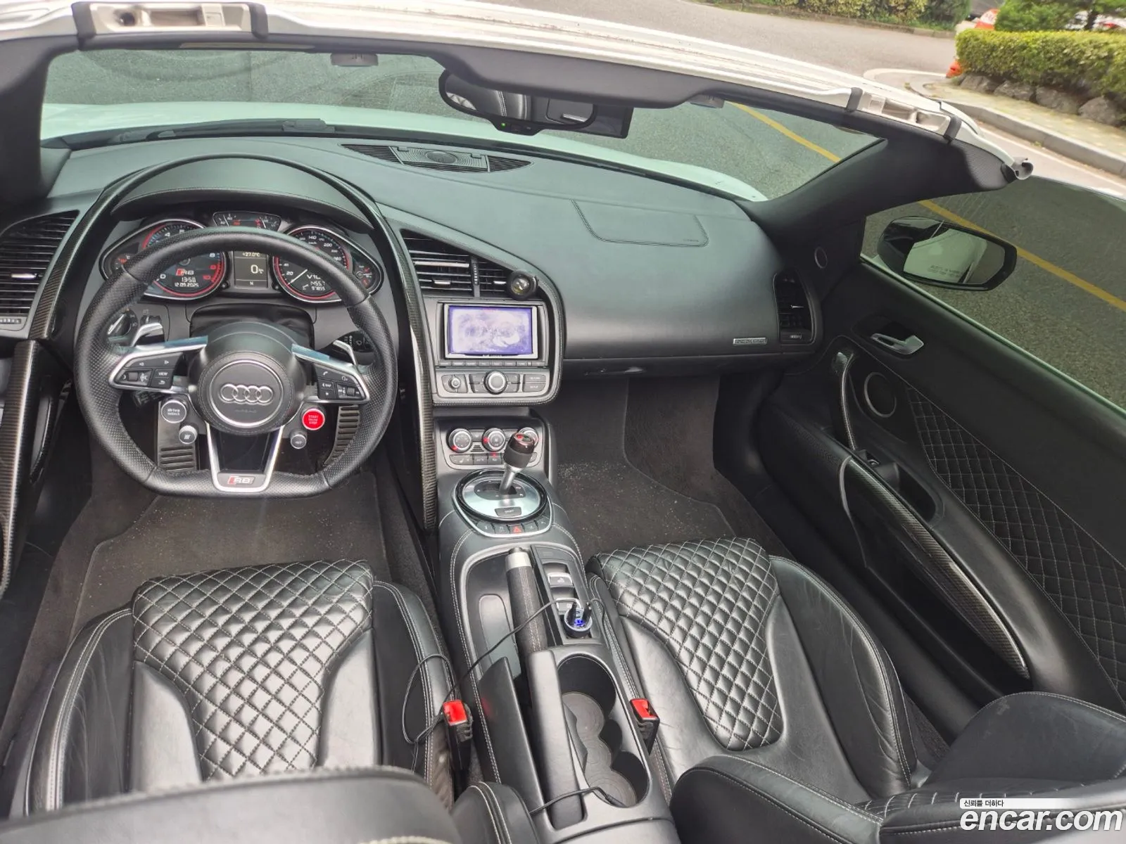 Audi R8 2013 — 2