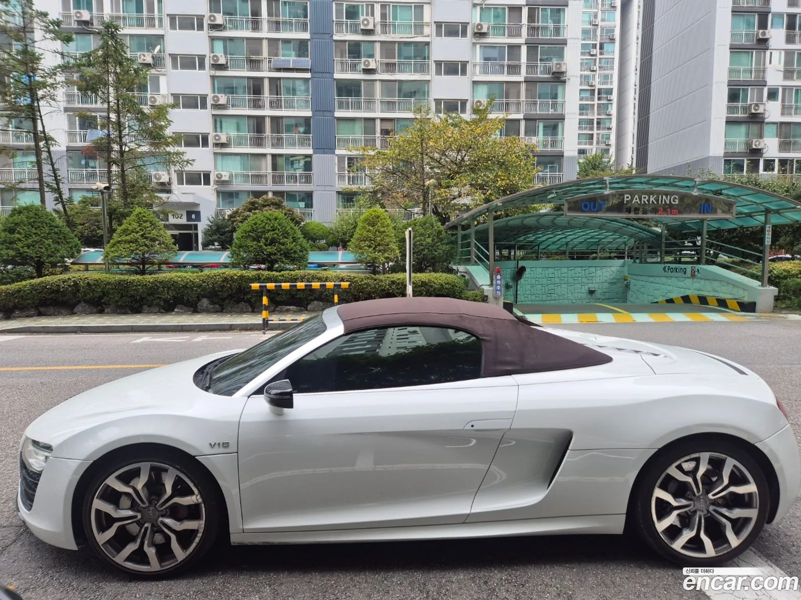 Audi R8 2013 — 6
