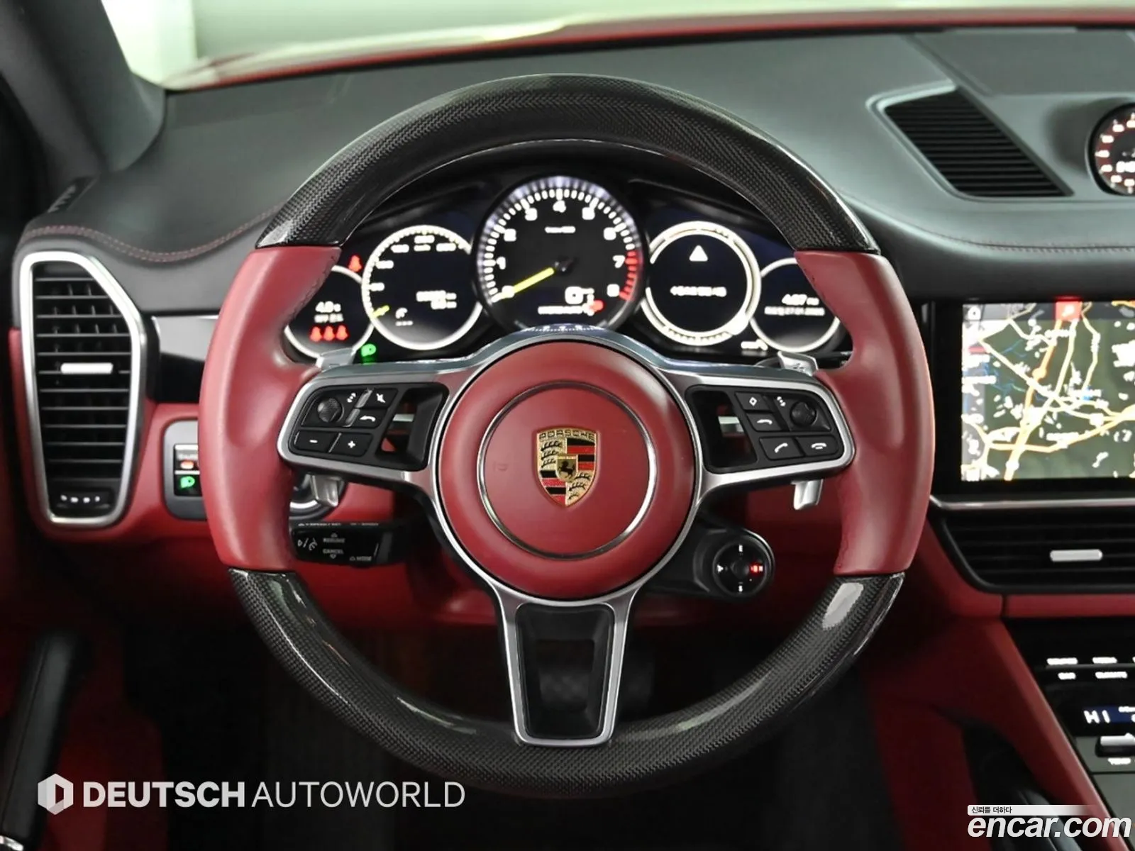 Porsche Cayenne 2021 — 17