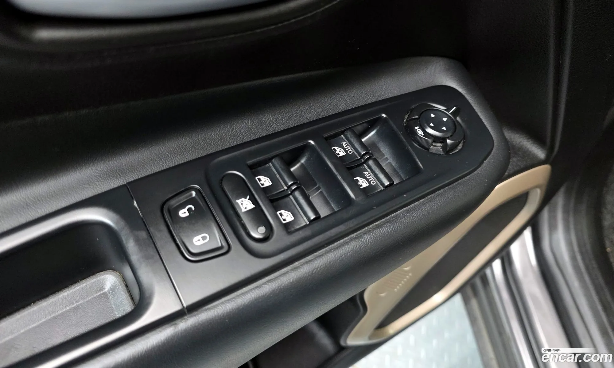 Jeep Renegade 2017 1C4BU0000HPF67466 — 20