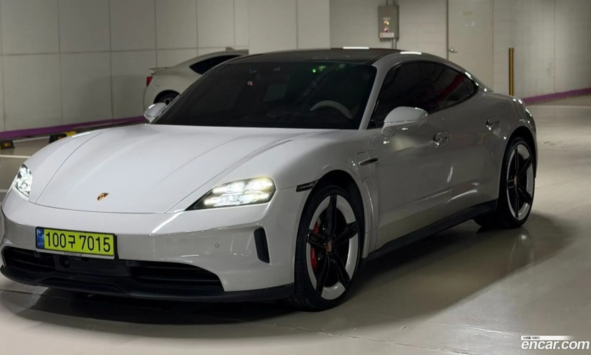 Porsche Taycan 2025 — 9