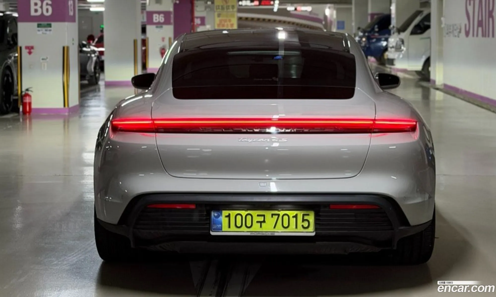 Porsche Taycan 2025 — 6