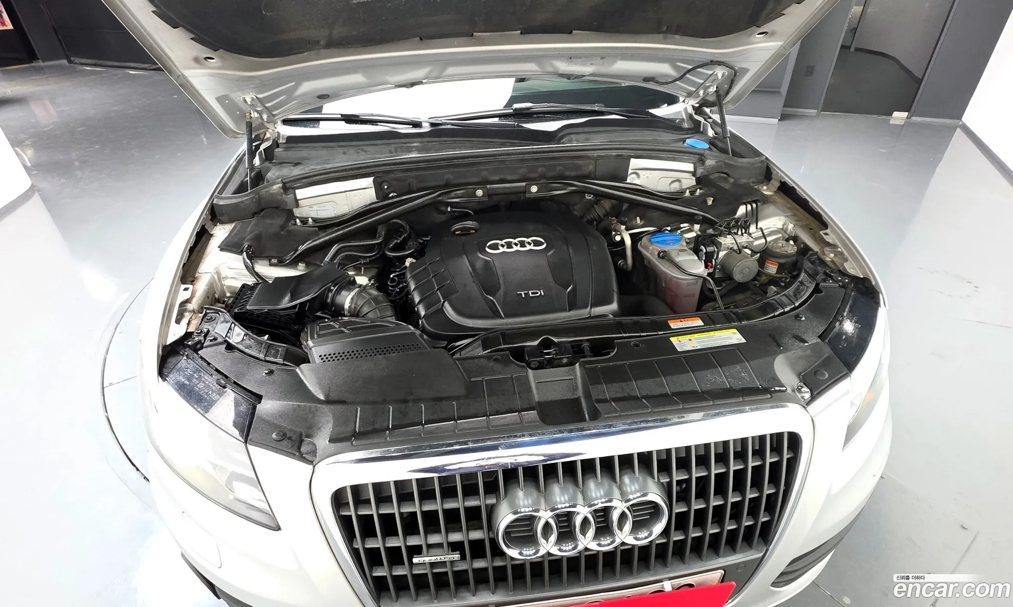 Audi Q5 2012 WAUZZZ8R4CA055664 — 3