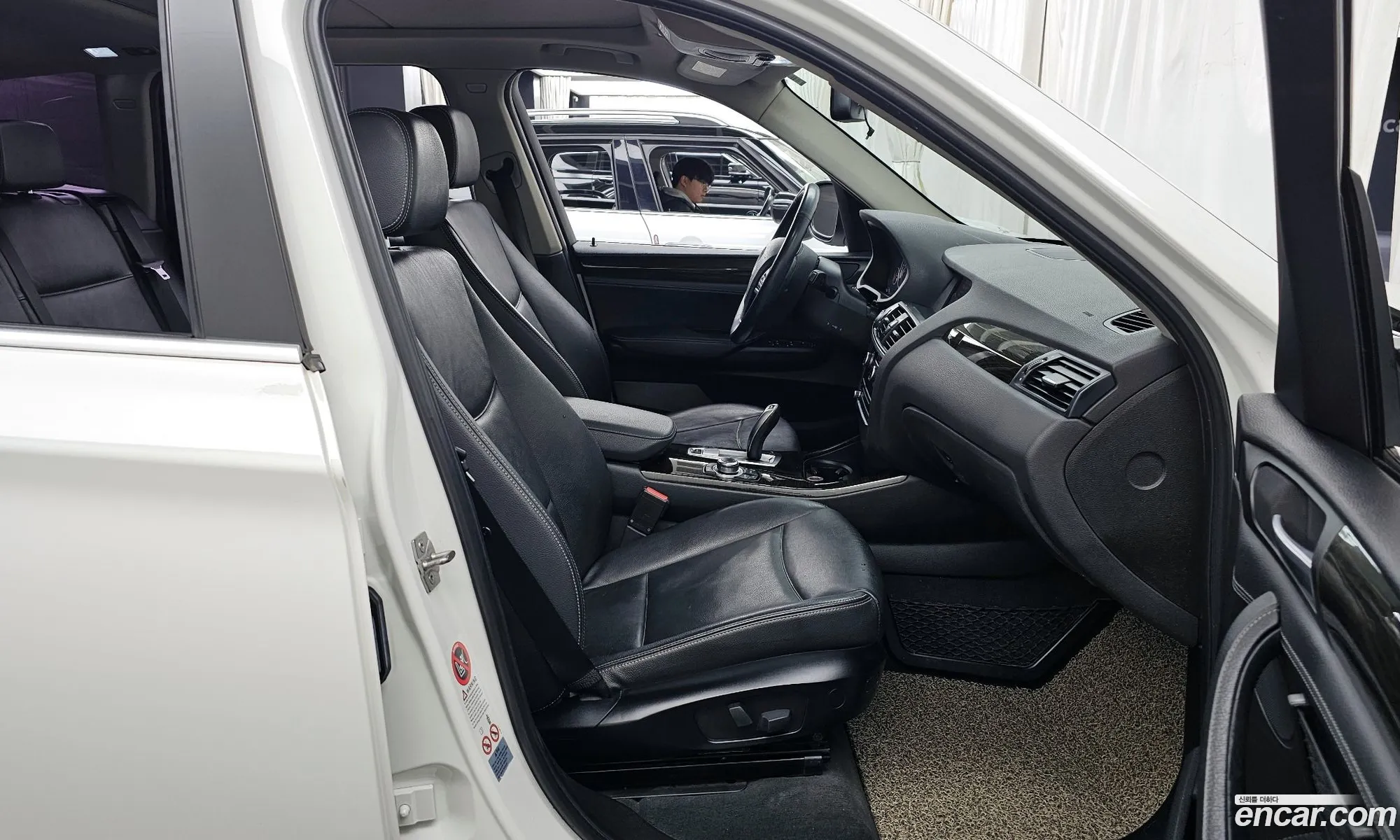 BMW X3 2011 — 12