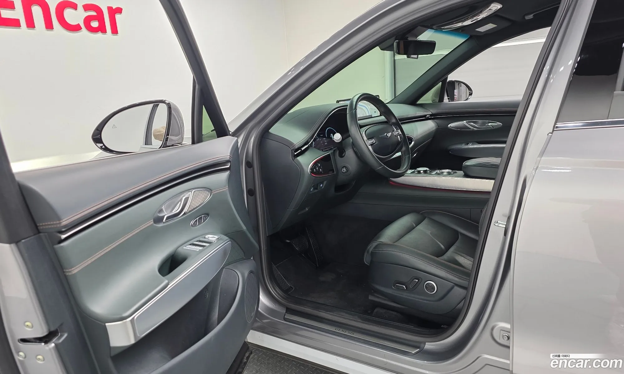 Genesis GV70 2022 — 18