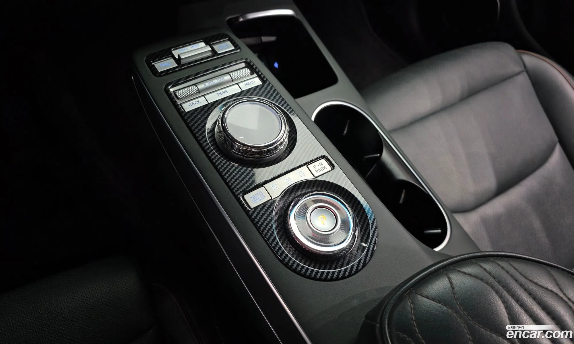Genesis GV70 2022 — 19