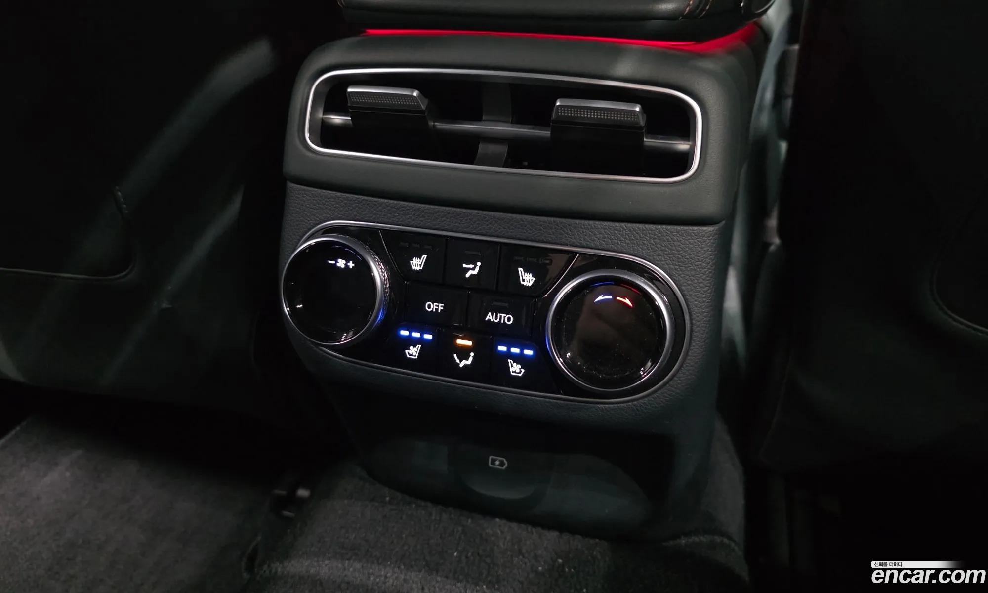 Genesis GV70 2022 — 15
