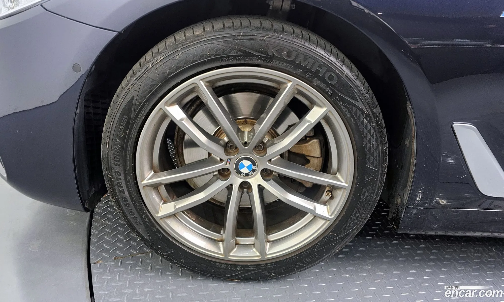 BMW 5 Series 2018 WBAJC3100JDA33876 — 14