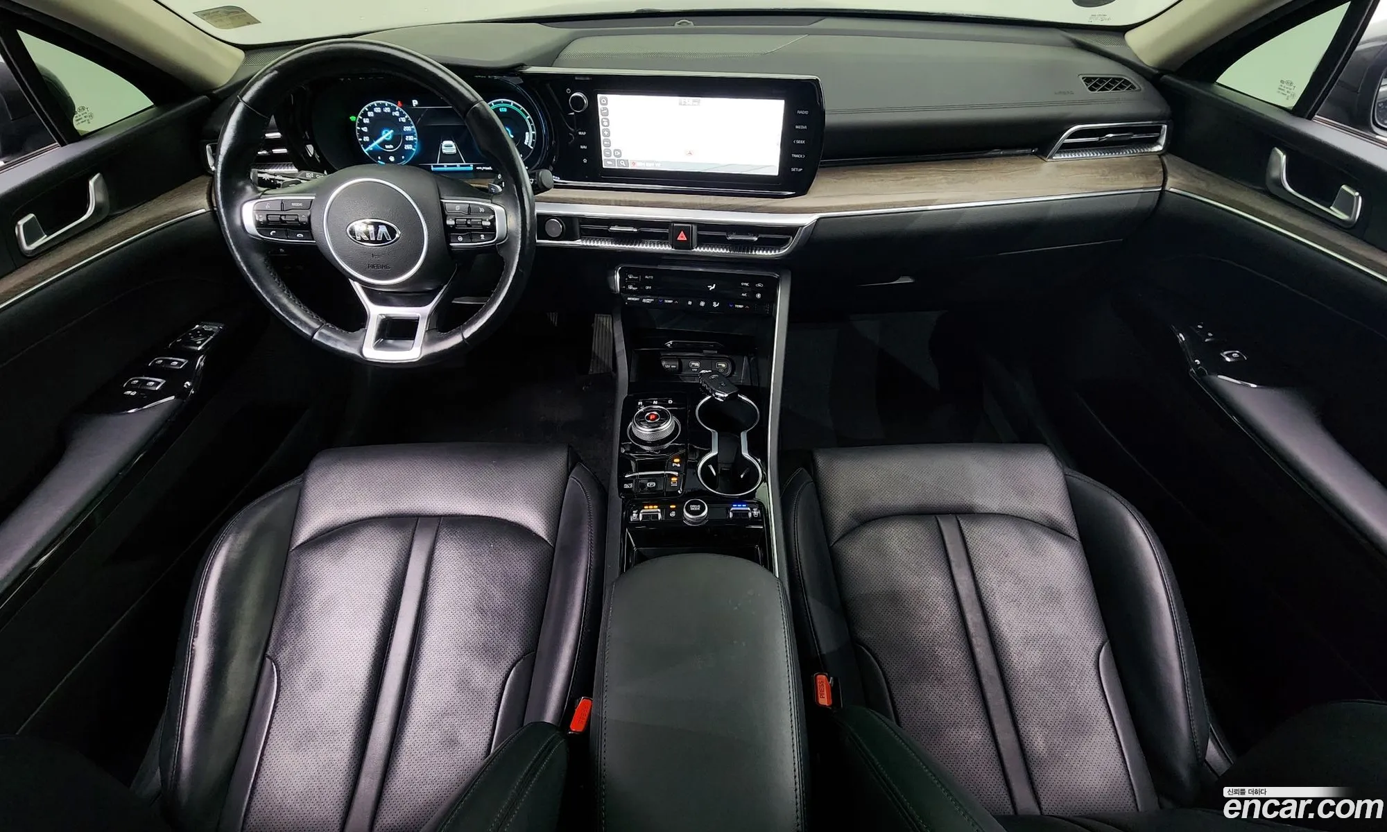 Kia K5 Hybrid 2021 — 18