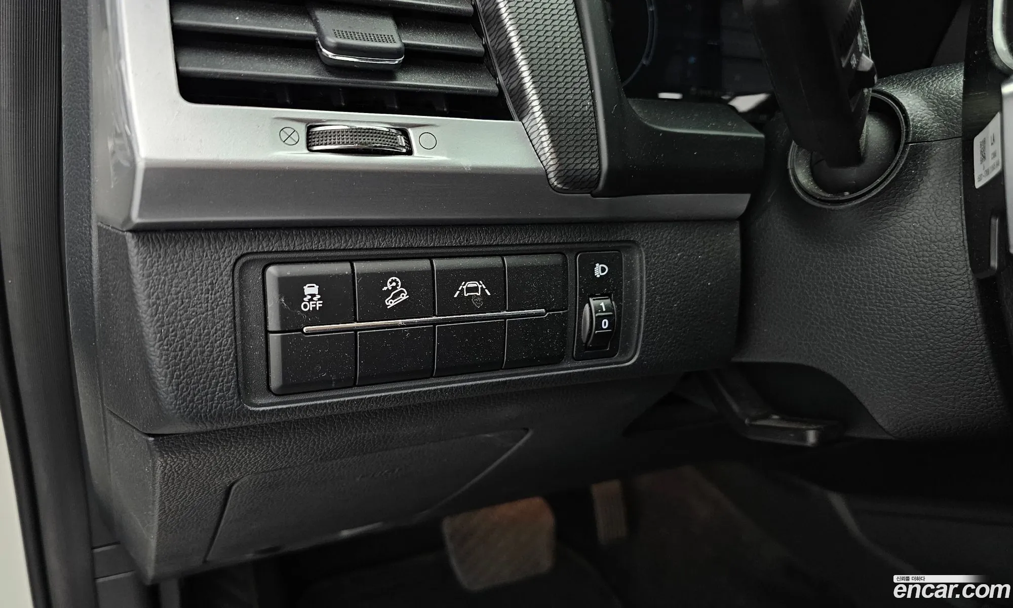 KG Mobility (SsangYong) Rexton 2022 — 8