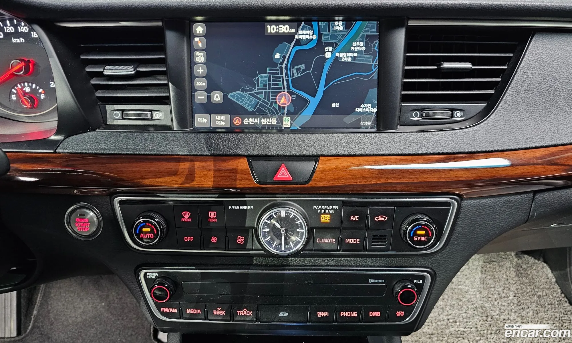 Kia K7 2016 — 18