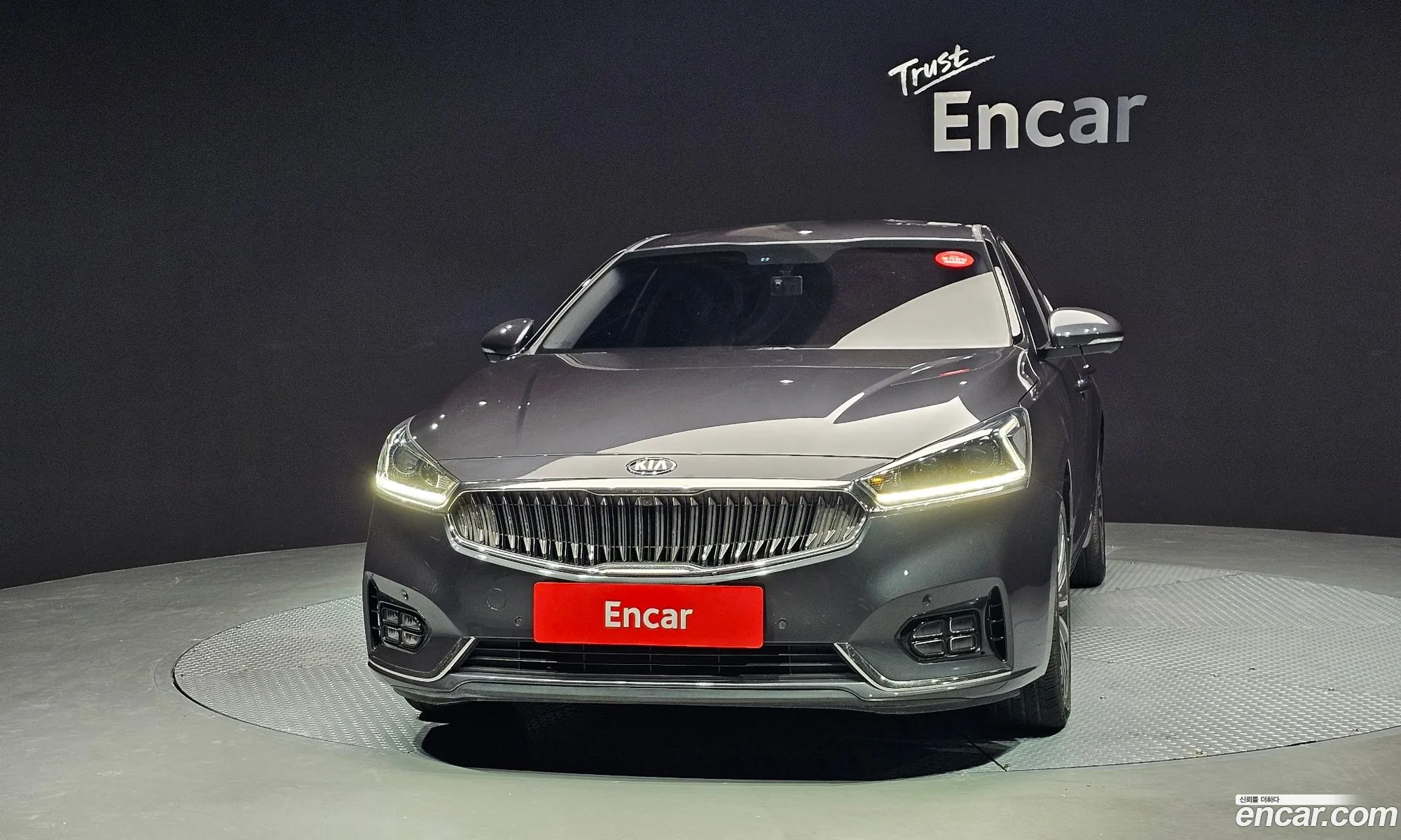 Kia K7 2016 — 11