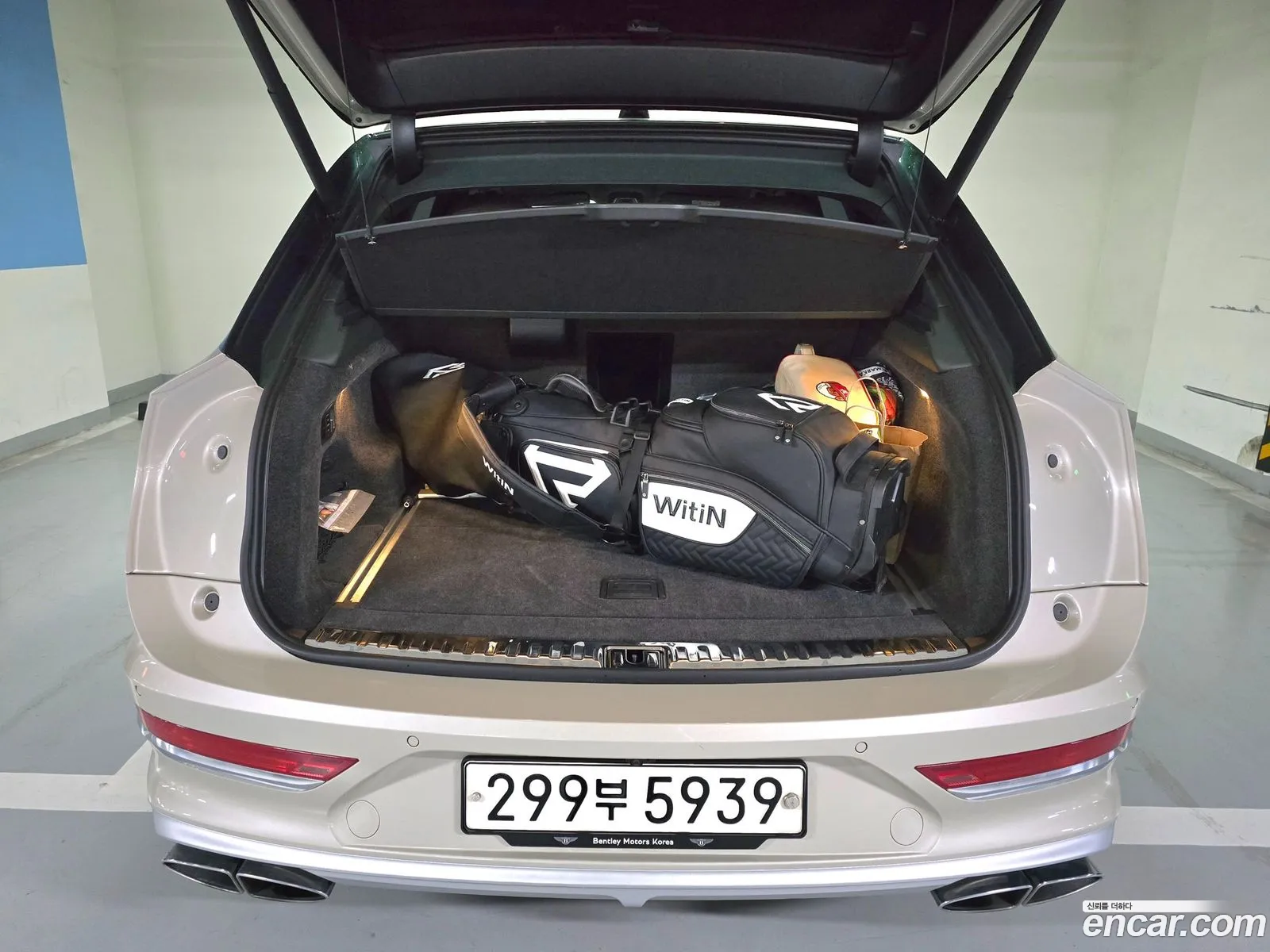 Bentley Bentayga 2024 — 5