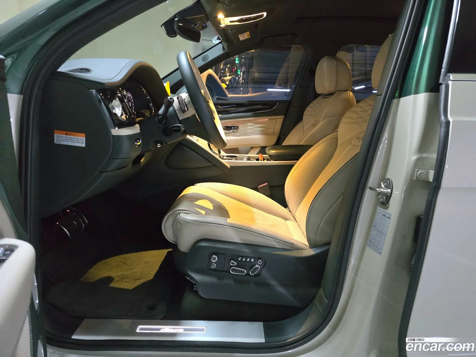 Bentley Bentayga 2024 — 11