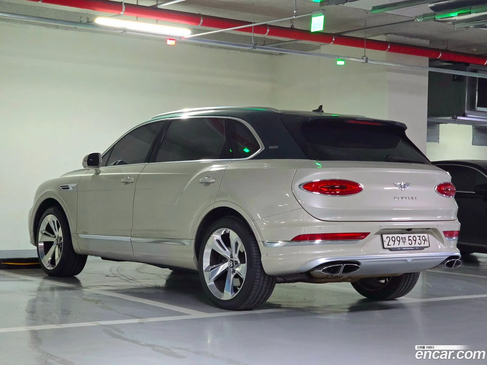 Bentley Bentayga 2024 — 20