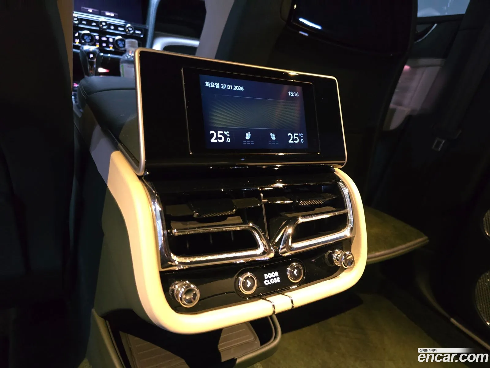 Bentley Bentayga 2024 — 3