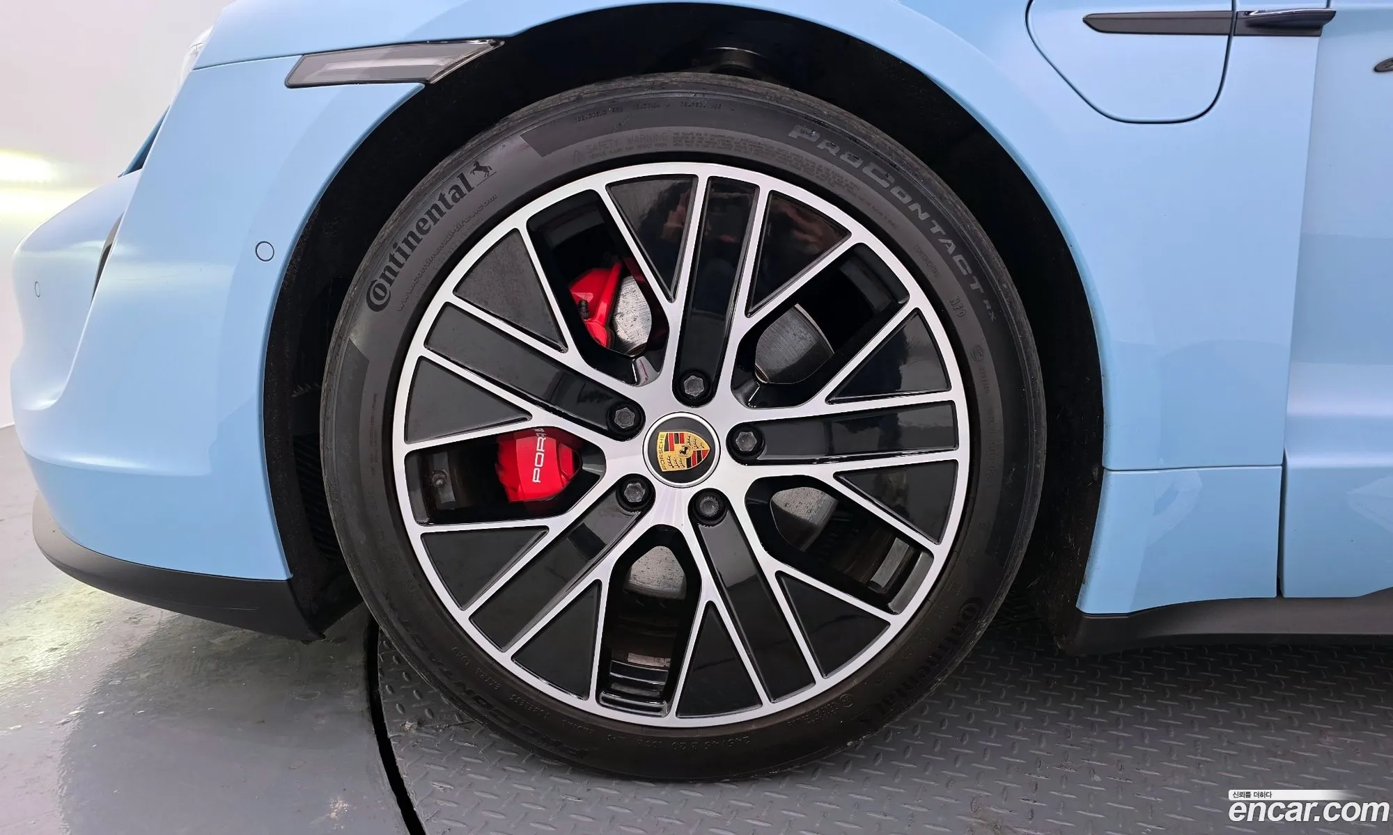 Porsche Taycan 2020 WP0ZZZY1ZLSA35421 — 16