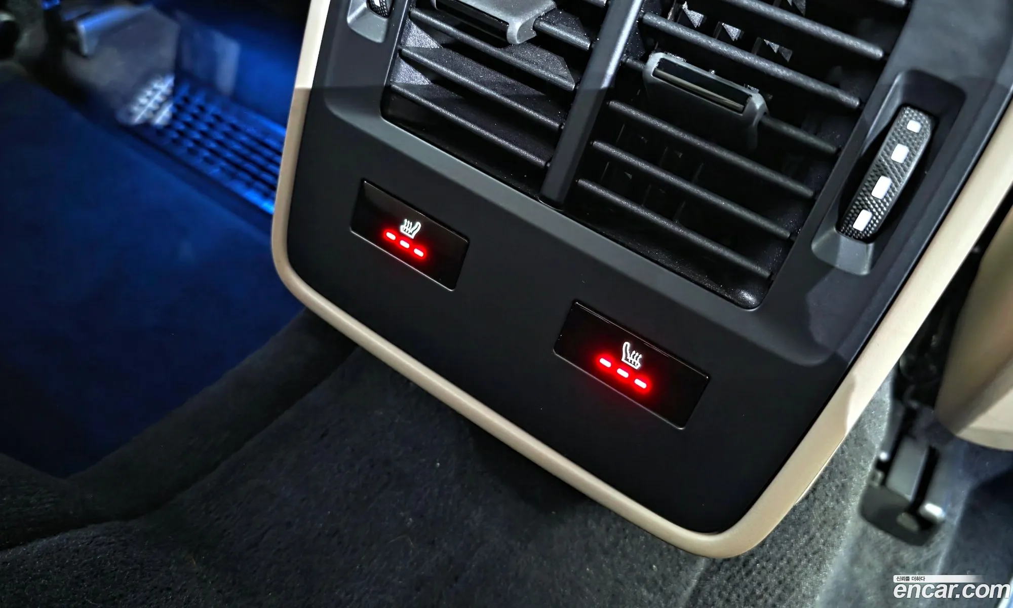 Porsche Taycan 2020 WP0ZZZY1ZLSA35421 — 4