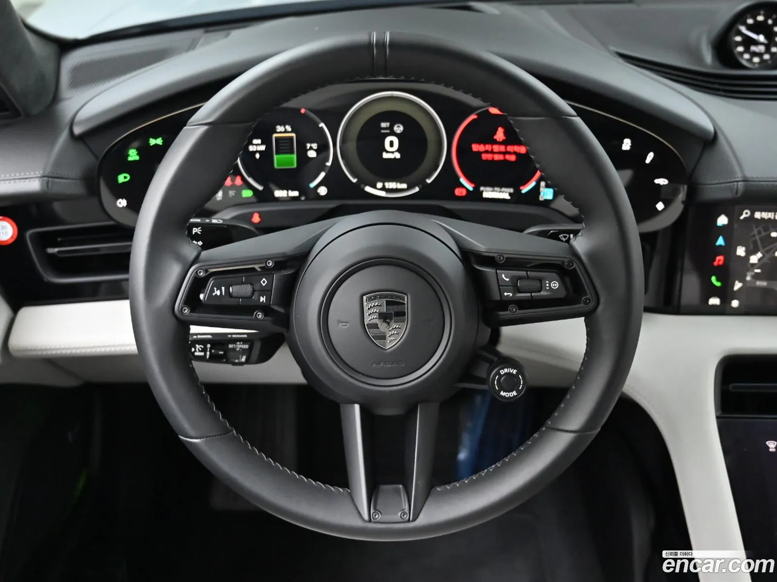 Porsche Taycan 2025 — 2