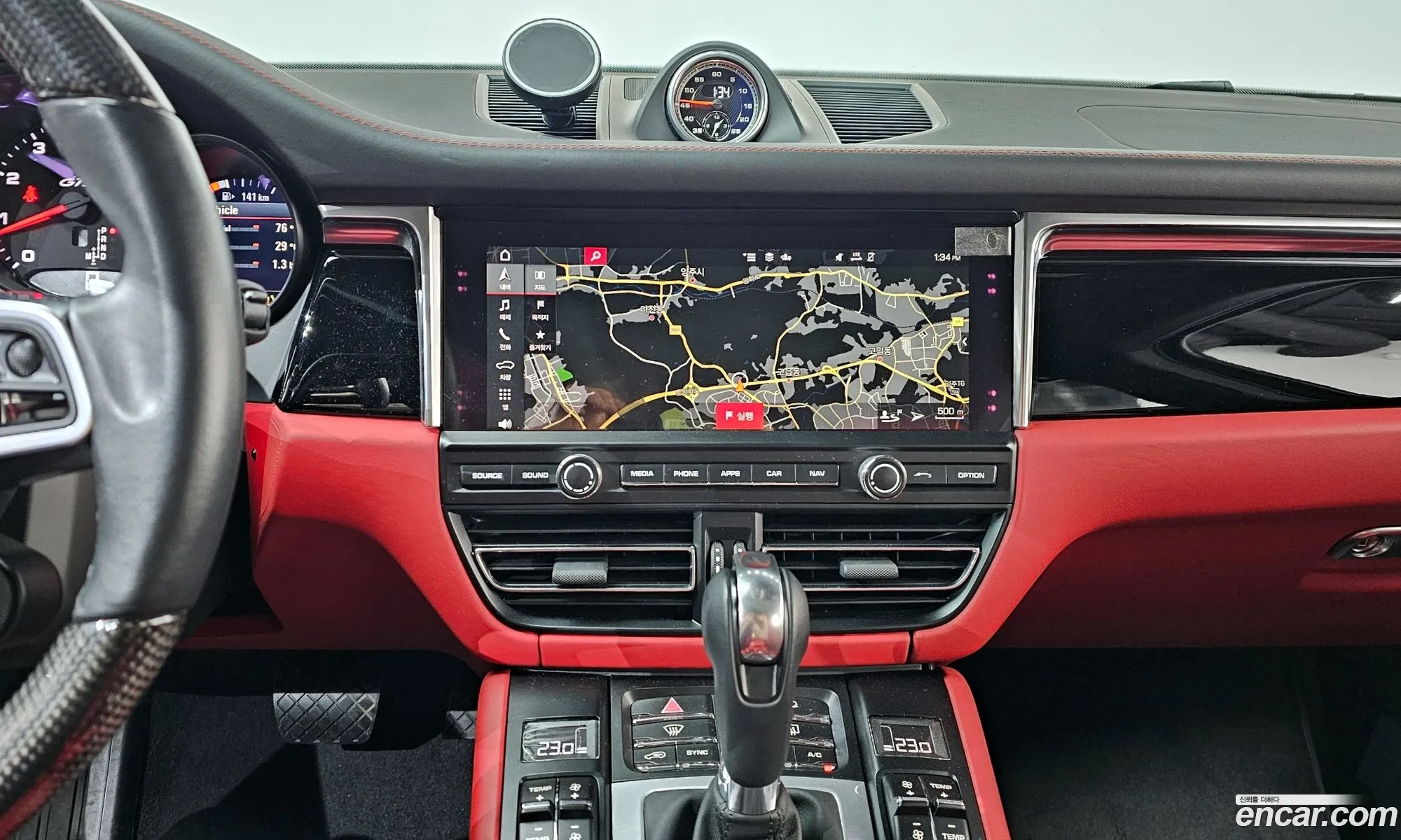 Porsche Macan 2021 WP1AG2952MLB65027 — 16