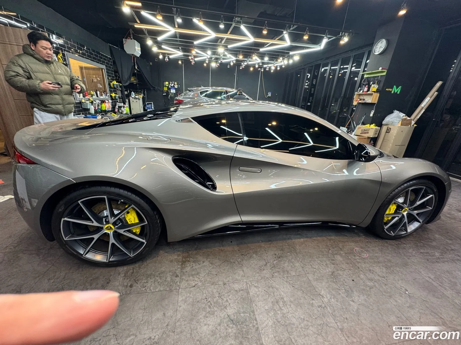 Lotus Emira 2024 — 4