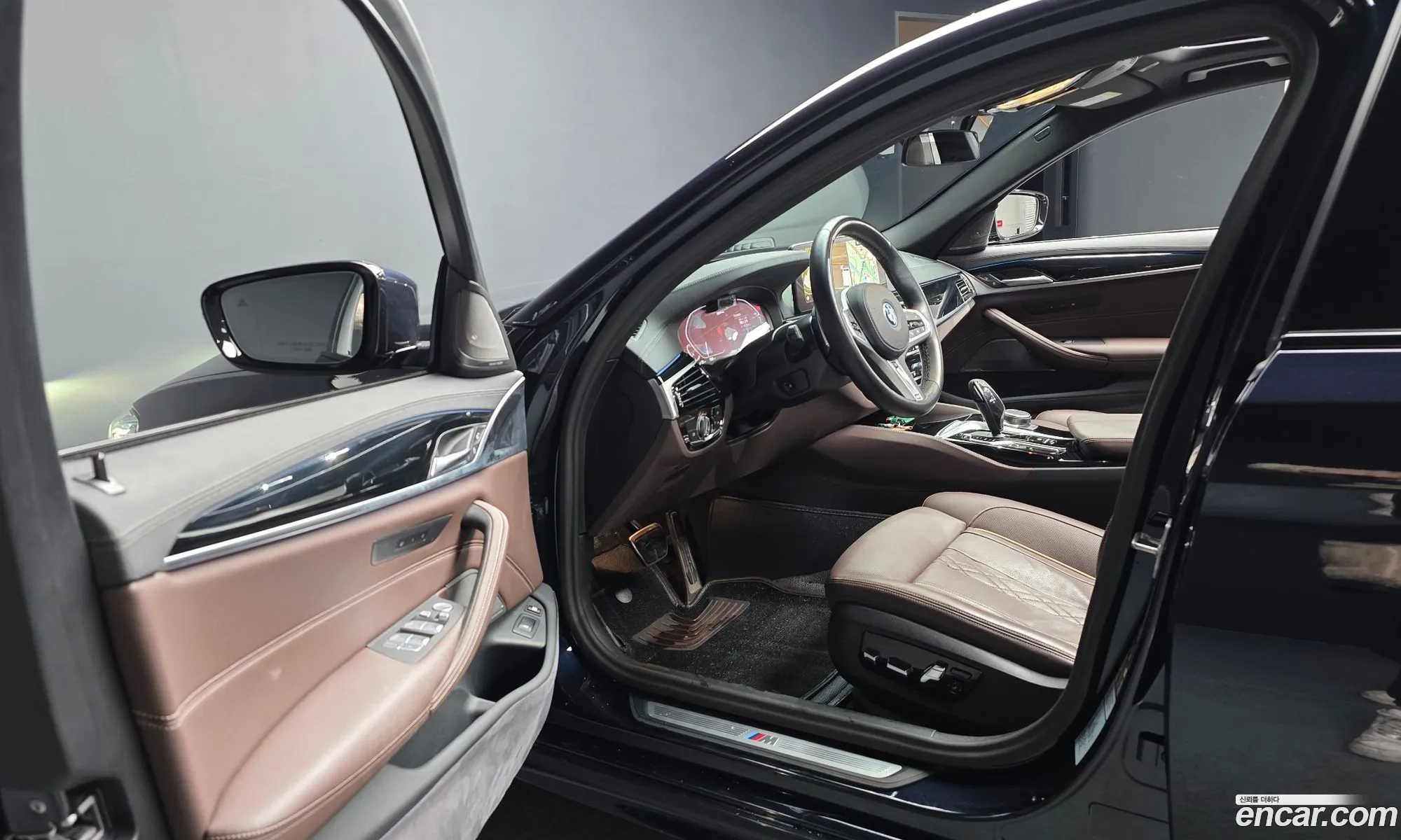 BMW 5 Series 2023 — 14