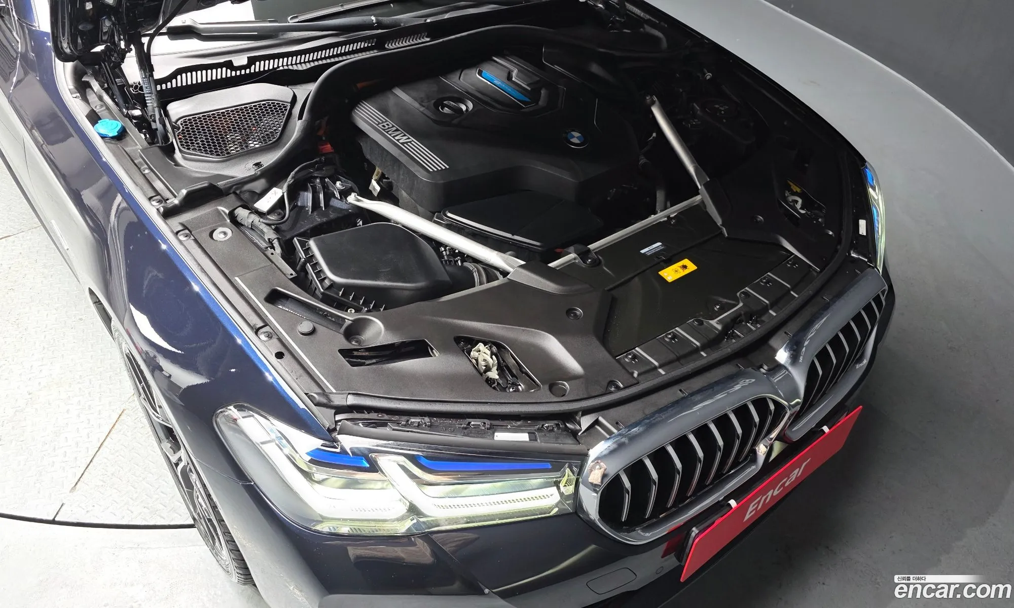 BMW 5 Series 2023 — 4
