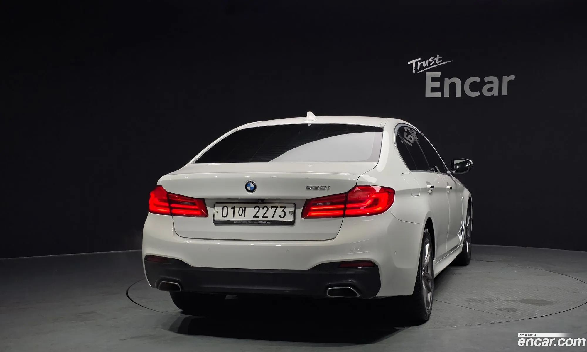 BMW 5 Series 2018 WBAJD3107JWC13972 — 2