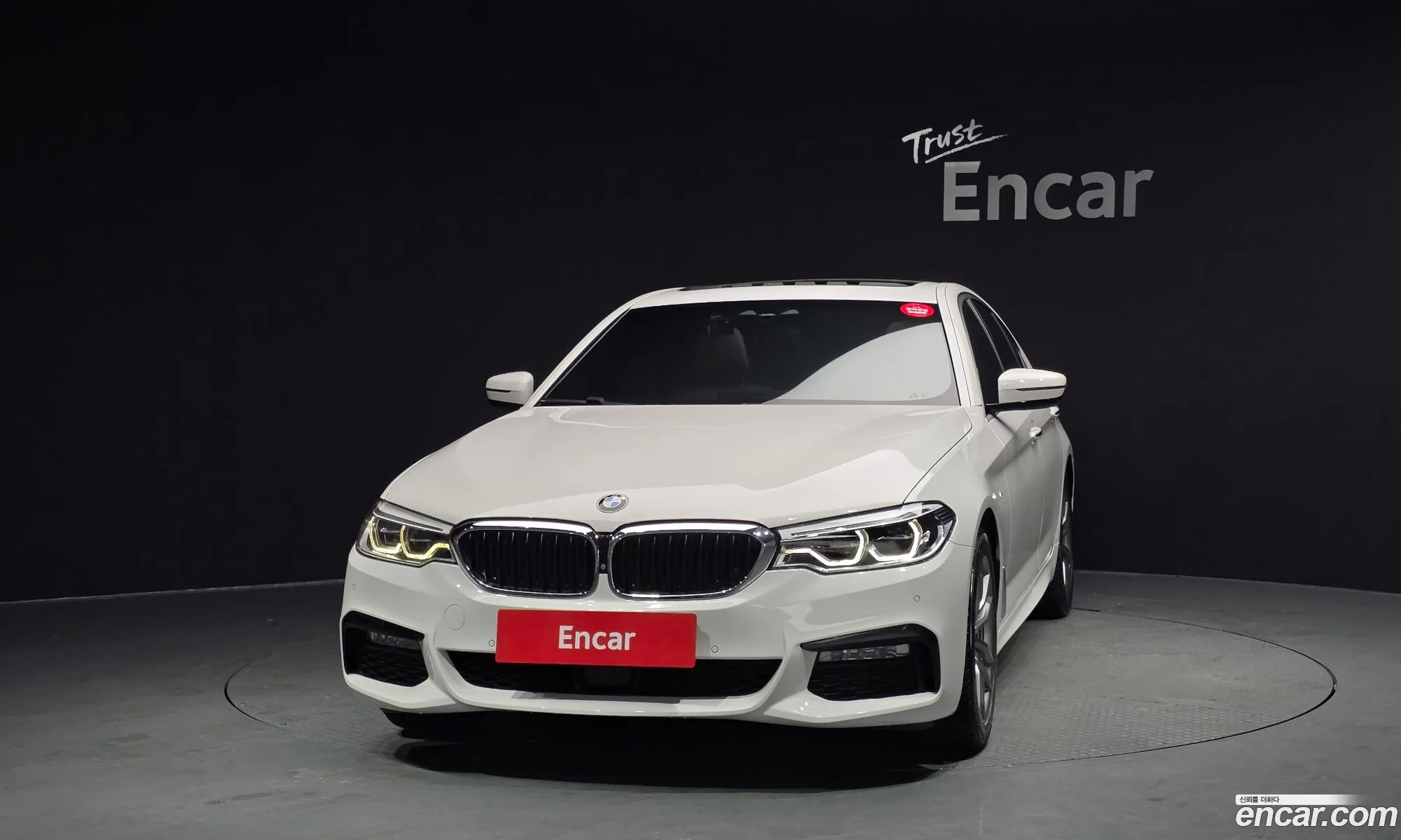 BMW 5 Series 2018 WBAJD3107JWC13972 — 11