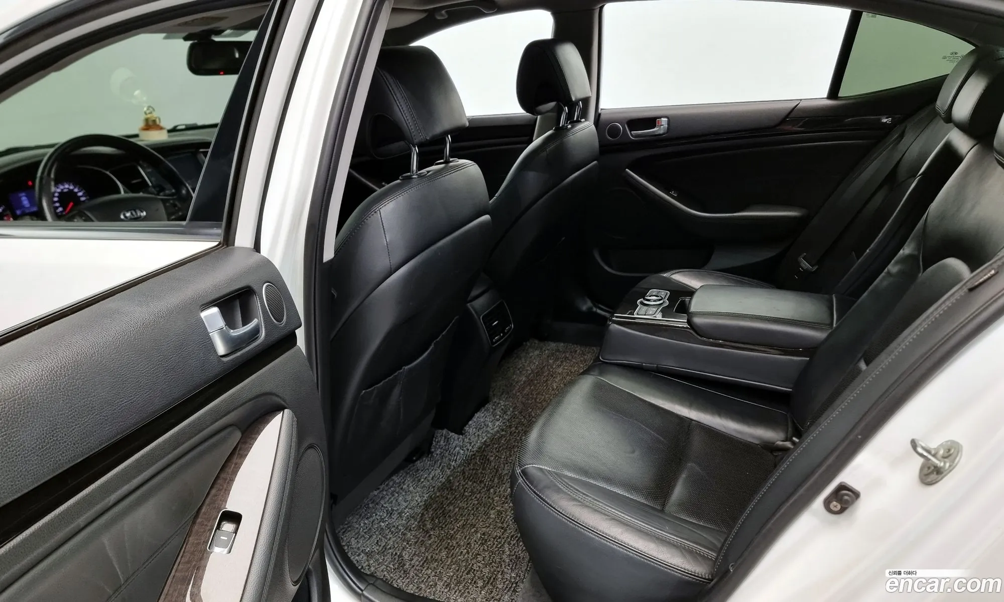 Kia K7 2012 — 19