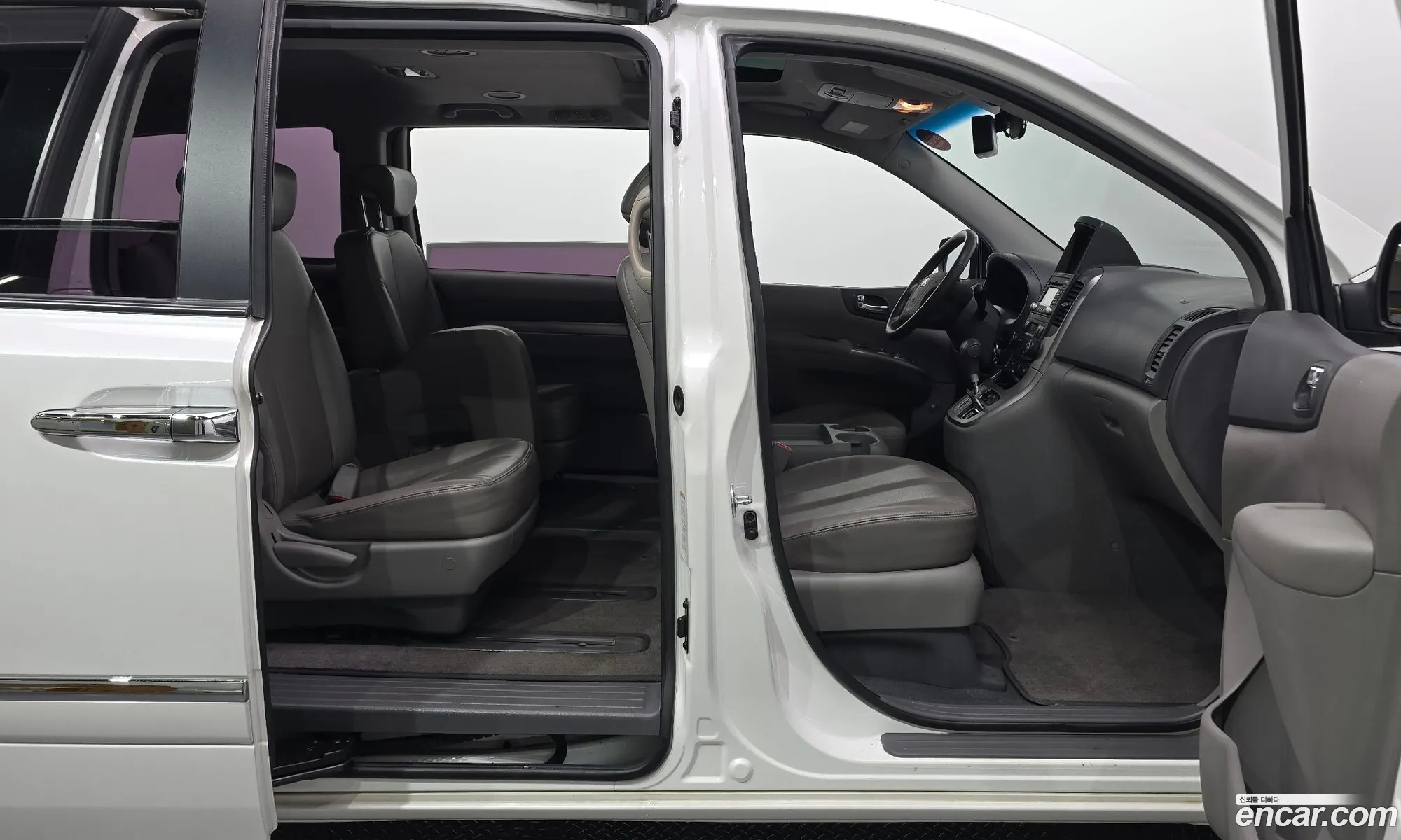Kia Carnival R 2013 — 10