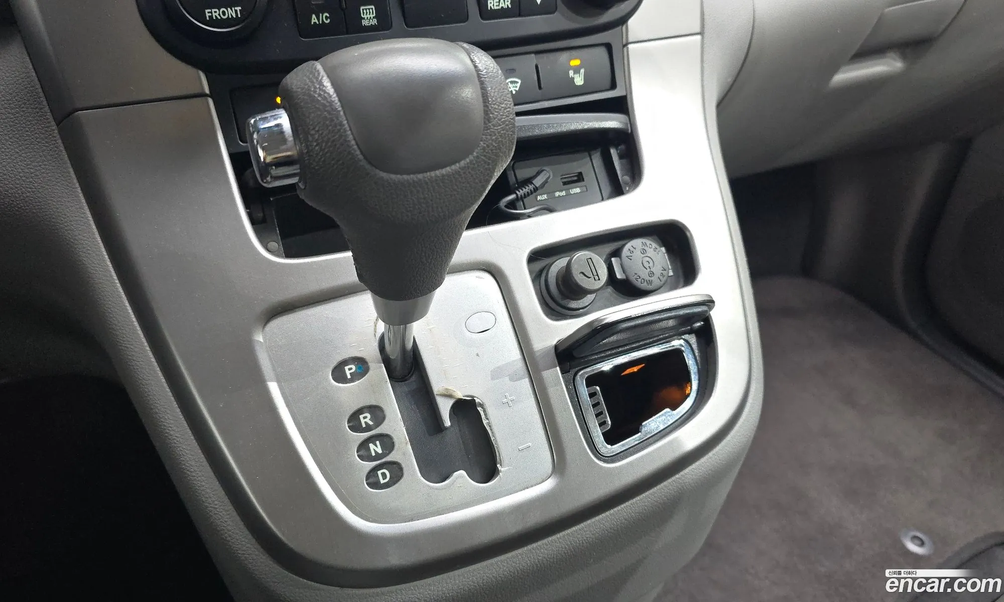 Kia Carnival R 2013 — 5