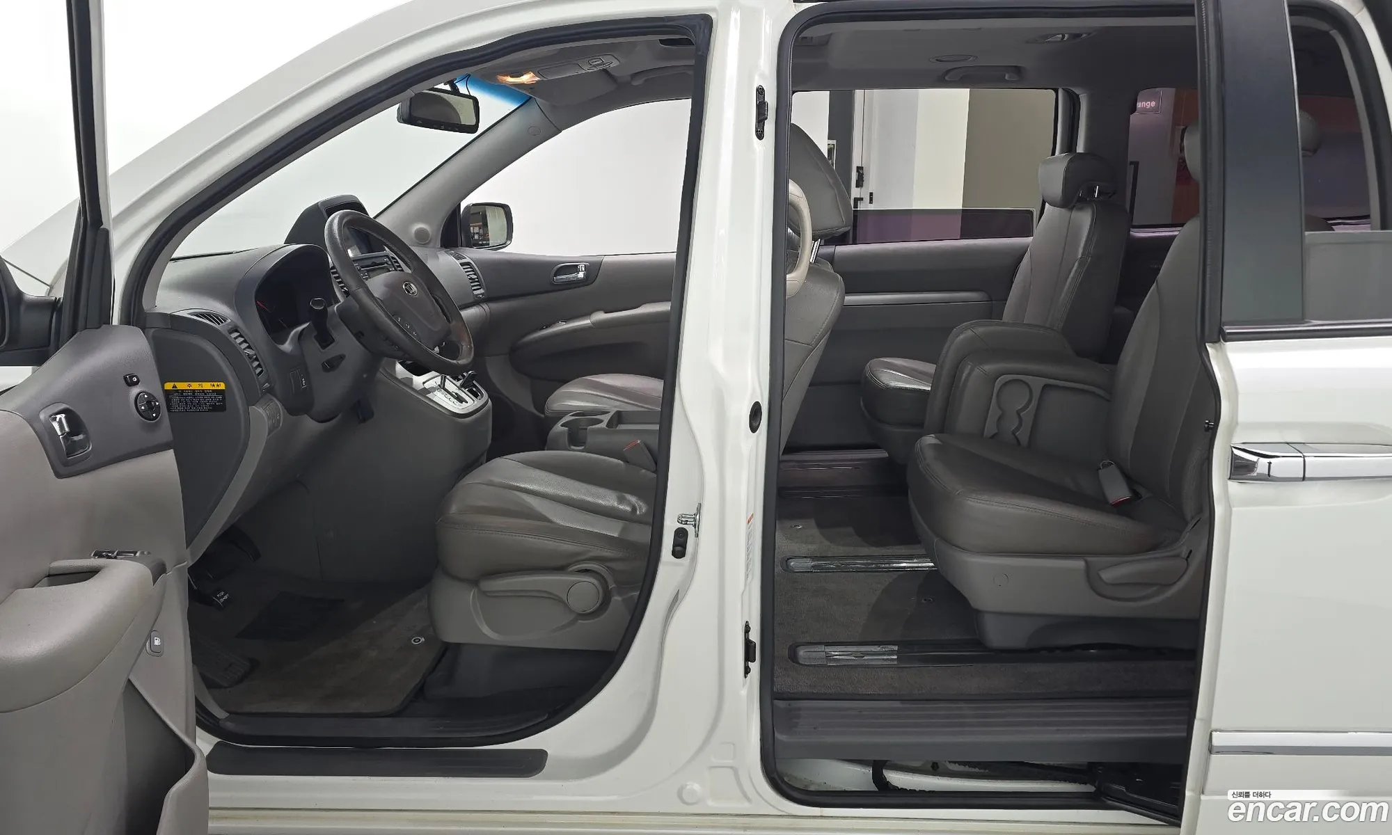 Kia Carnival R 2013 — 9