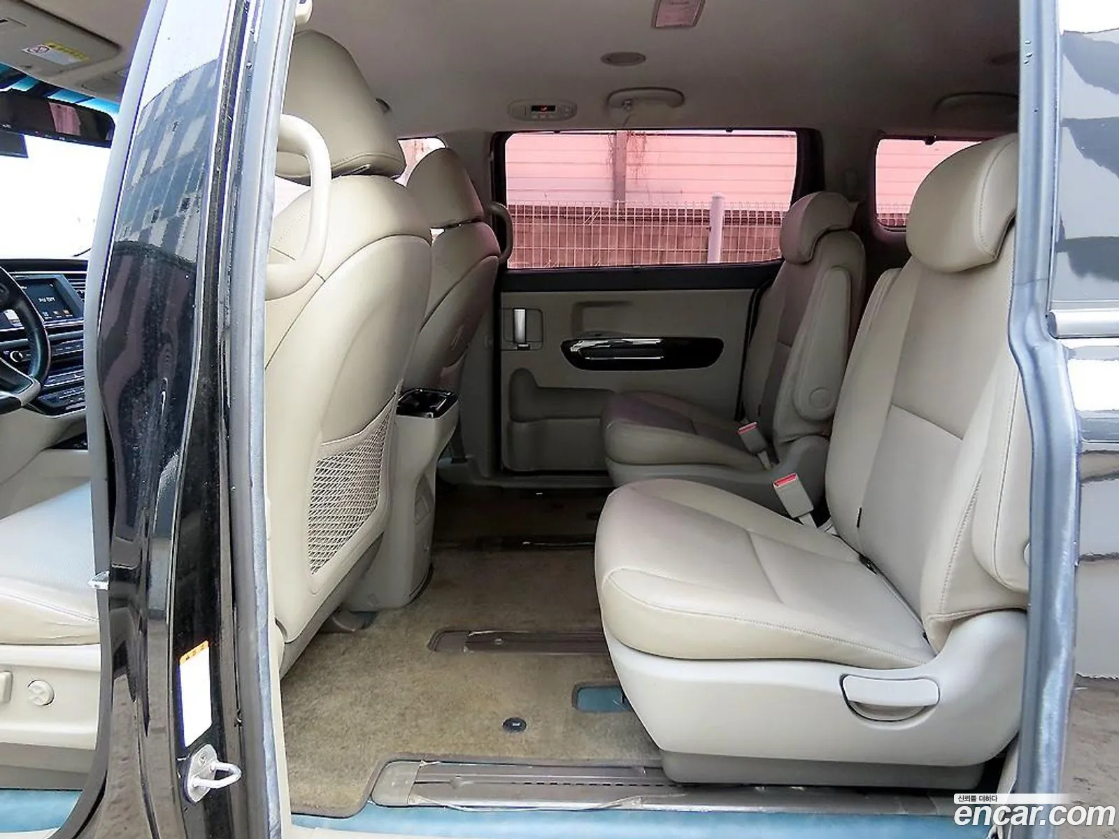 Kia Carnival 2018 — 18