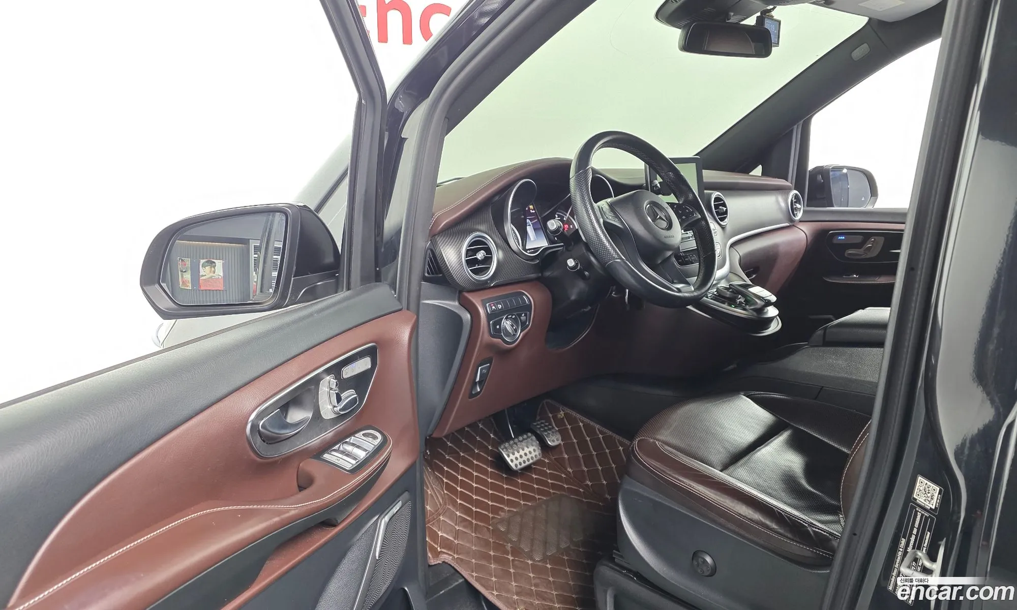 Mercedes-Benz V-Class 2018 KL90F4ACDJZ4BR006 — 16