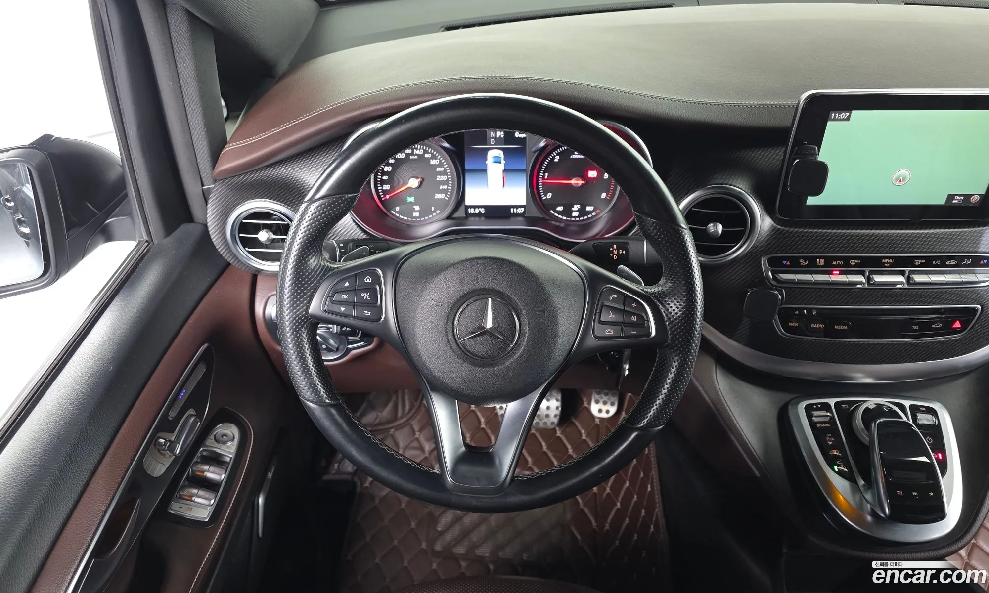 Mercedes-Benz V-Class 2018 KL90F4ACDJZ4BR006 — 19
